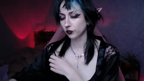 Aurorabut ur dad just calls me Rory online show from March 31, 2:06 pm