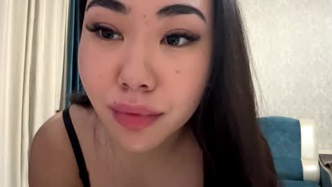 Aypril   online show from October 14, 4:32 pm