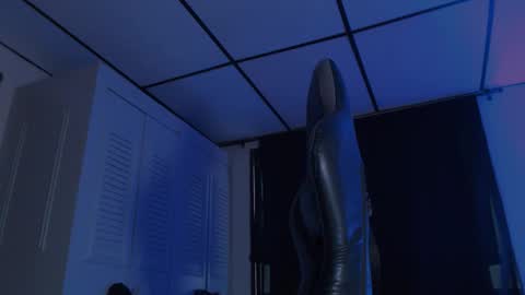 brasi_ online show from November 1, 7:02 pm