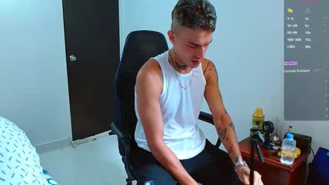 Bray Hotboy online show from October 17, 2:10 pm