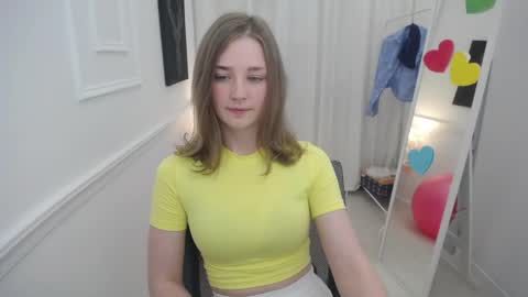 Bree online show from May 15, 4:25 pm