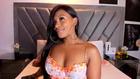 Brenda online show from November 25, 9:35 pm