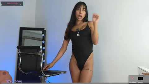 brendaaguerra online show from March 25, 8:10 am