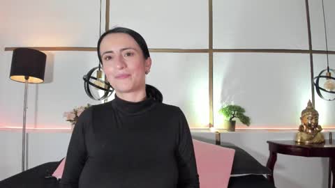 MeganBeaked online show from October 4, 12:47 pm