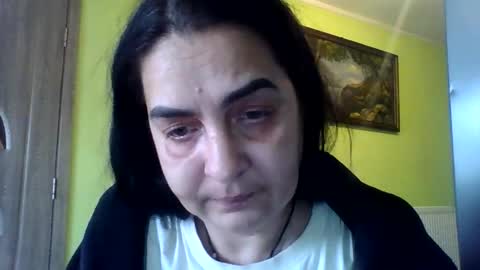 Brenda online show from February 18, 8:03 am