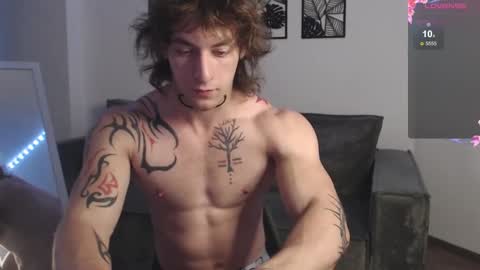 Snapshot of brendan__piks chatting on October 5, 9:50 am brendan__piks online show from October 5, 9:50 am