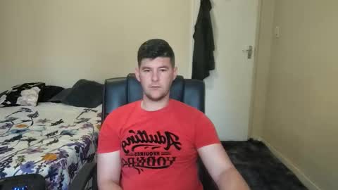 Snapshot of brendansexyboy098754 chatting on October 8, 4:29 am ask me lol online show from October 8, 4:29 am