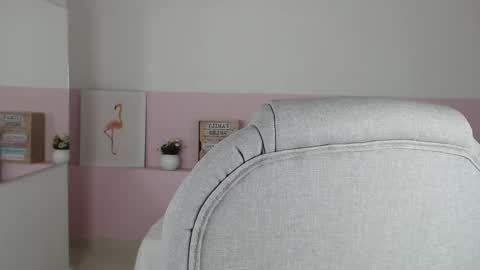 Snapshot of brendathompson_ chatting on February 19, 12:22 pm Brenda online show from February 19, 12:22 pm