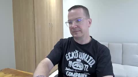 Brett online show from February 21, 3:26 pm