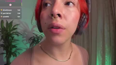 Snapshot of bri_von_dhara_ chatting on October 18, 5:17 pm Bri online show from October 18, 5:17 pm