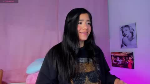 Snapshot of briana11_ chatting on September 25, 8:54 am briana11_ online show from September 25, 8:54 am