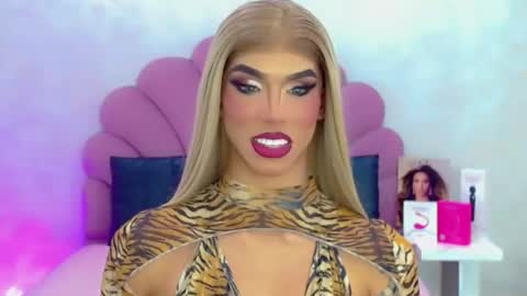 BRIANA online show from April 12, 7:45 am