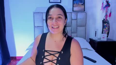     online show from March 6, 7:57 pm