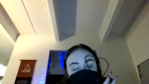 Brianna Bills online show from March 9, 1:46 am