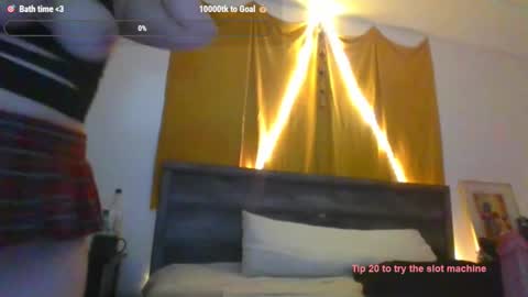 Brianna Bills online show from February 5, 4:06 am