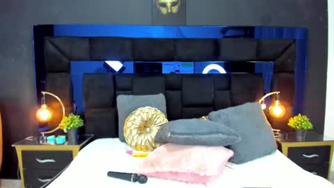 briannamiller online show from March 9, 12:53 am