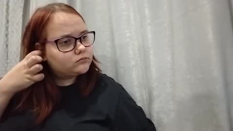 Snapshot of bridget_julianne chatting on January 7, 12:13 am Bridget Julianne online show from January 7, 12:13 am