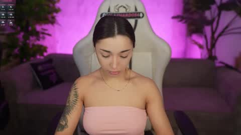 Diamonds Girls online show from March 28, 8:38 am