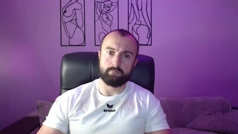 brindlefly69 online show from October 16, 11:54 am