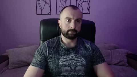 brindlefly69 online show from March 26, 11:26 am