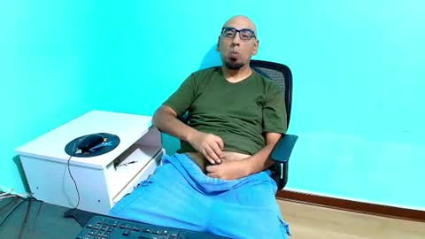 brioblue10 online show from July 9, 5:55 am
