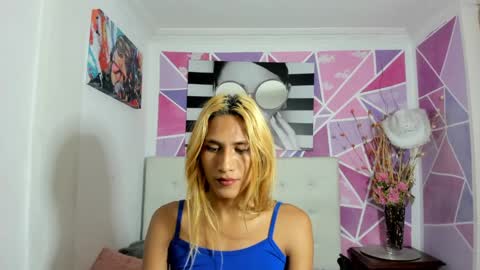 Snapshot of brisahott chatting on February 26, 1:46 am Brisa online show from February 26, 1:46 am