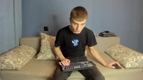 bristlebback online show from October 9, 6:02 pm