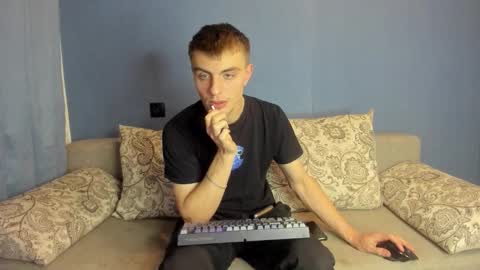 bristlebback online show from September 30, 7:02 pm