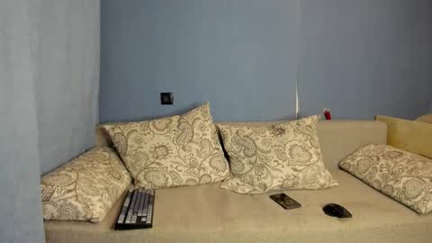 bristlebback online show from February 28, 4:00 pm