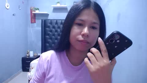 britanyx1 online show from March 18, 2:01 pm