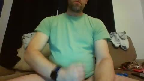 britguy6985 online show from December 5, 8:06 pm
