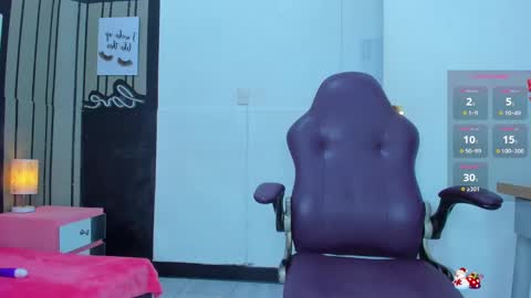 brithanyslim online show from January 28, 9:40 pm