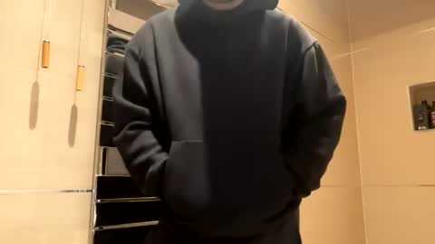 britishbigdickk online show from May 15, 9:44 pm