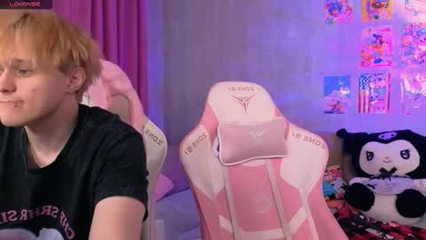 Britney online show from March 9, 7:51 pm