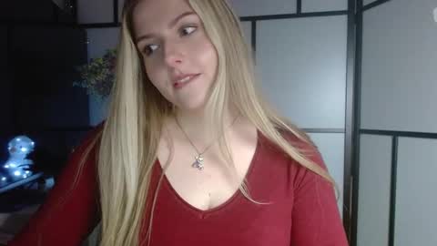 BritneyGlow online show from December 22, 10:04 pm