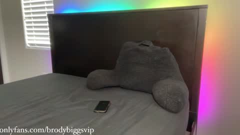 Brody Biggs online show from February 2, 9:34 pm