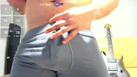 Snapshot of brokenmike31 chatting on March 6, 5:57 am Brokenmike online show from March 6, 5:57 am