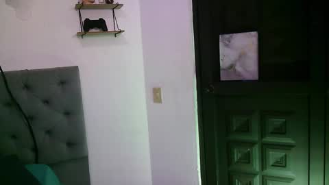 Snapshot of brownnie_man chatting on October 3, 2:43 am Mandinnnngooooo online show from October 3, 2:43 am
