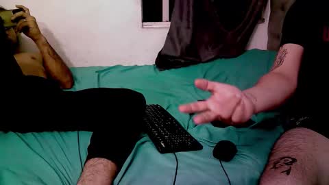 Snapshot of brownnie_man chatting on October 8, 6:08 am Mandinnnngooooo online show from October 8, 6:08 am