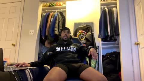 Brownskinshortyy online show from February 12, 4:33 pm