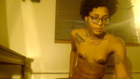 brownsugar222 online show from February 24, 3:55 am