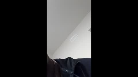 brucebowser online show from April 26, 7:17 am