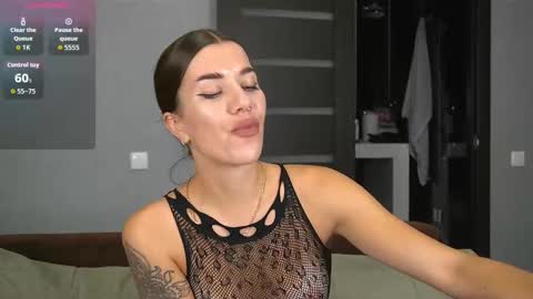 Alice online show from October 2, 7:45 pm