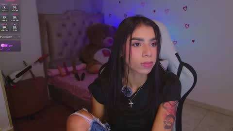 SARAH  online show from March 22, 2:26 am