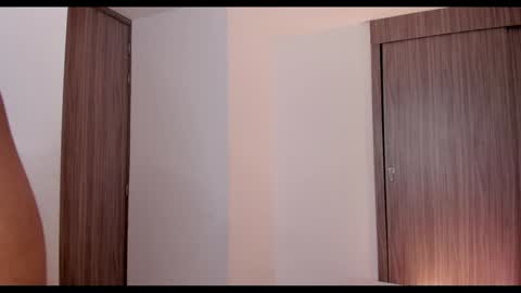     online show from December 29, 8:37 pm