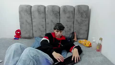 Bruno Cruz online show from April 22, 2:52 am