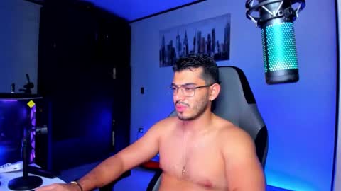 Snapshot of bruno_diaz31 chatting on March 5, 2:36 am Bruno online show from March 5, 2:36 am