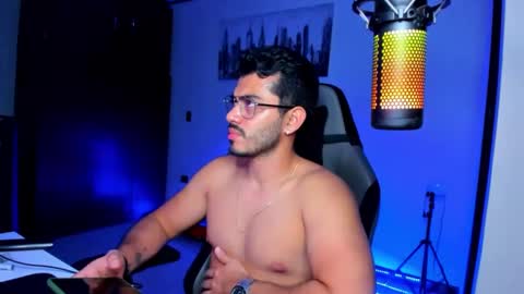 Snapshot of bruno_diaz31 chatting on January 18, 4:15 am Bruno online show from January 18, 4:15 am