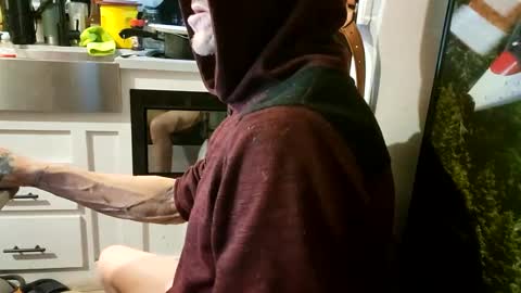 Snapshot of brushsquach chatting on February 23, 6:49 am Steve... aka SkinnieDippin aka TimberTramp online show from February 23, 6:49 am