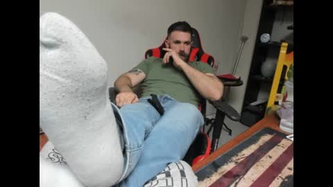 Snapshot of brutalmaster1983 chatting on January 28, 5:32 am BRUTALMASTER1983 online show from January 28, 5:32 am